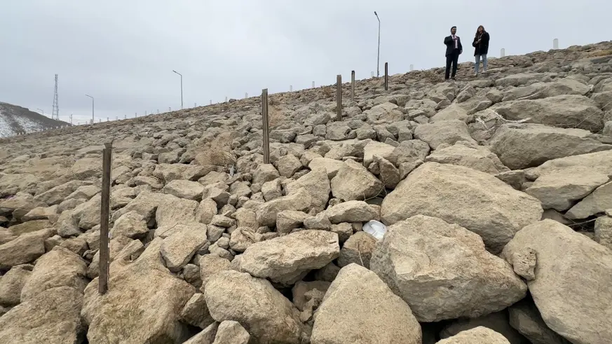 Yüksekova'da kuraklık alarmı: Barajda su seviyesi 20 metreye kadar düştü