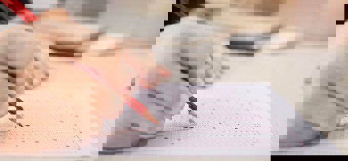 Öğrenciler dikkat! Bursluluk sınav kılavuzu yayımlandı