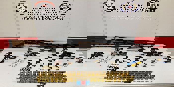 Samsun'da bir zanlının evinde 5 silah ile fişekler ele geçirildi