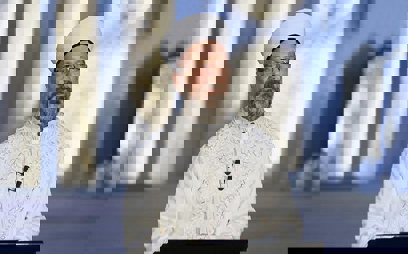 Erbaş, hac ve umre görevlileriyle bir arada