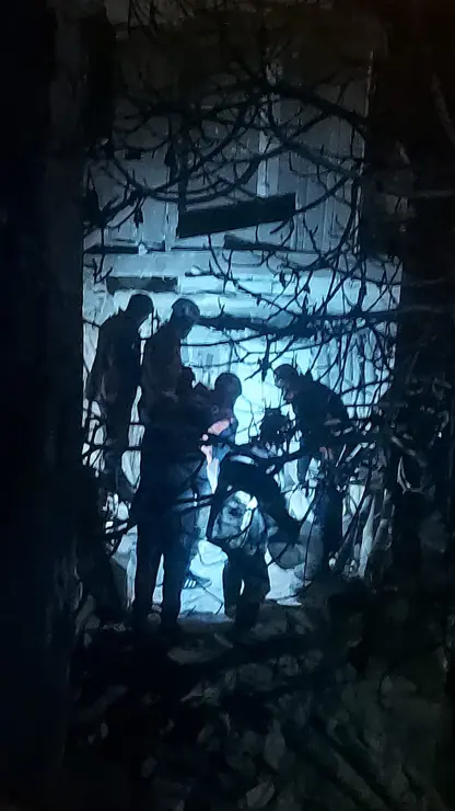 Metruk binada bir kişi ölü bulundu