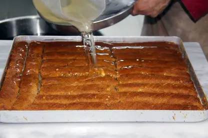 Diyarbakırlı tatlıcıların hedefi günde 1 ton tatlı satışı