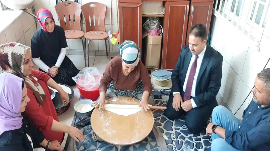 Un bizden, ekmek ve sohbet sizden!