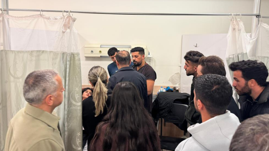 Yurtta kalan öğrenciler hastaneye kaldırıldı