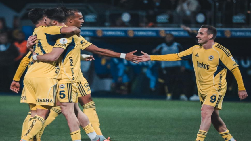 Fenerbahçe, galibiyet serisini 5 maça çıkardı