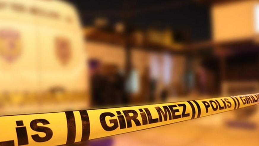 Karısını silahla öldürdü