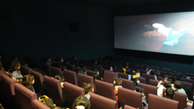 Kadınlar için film gösterimi