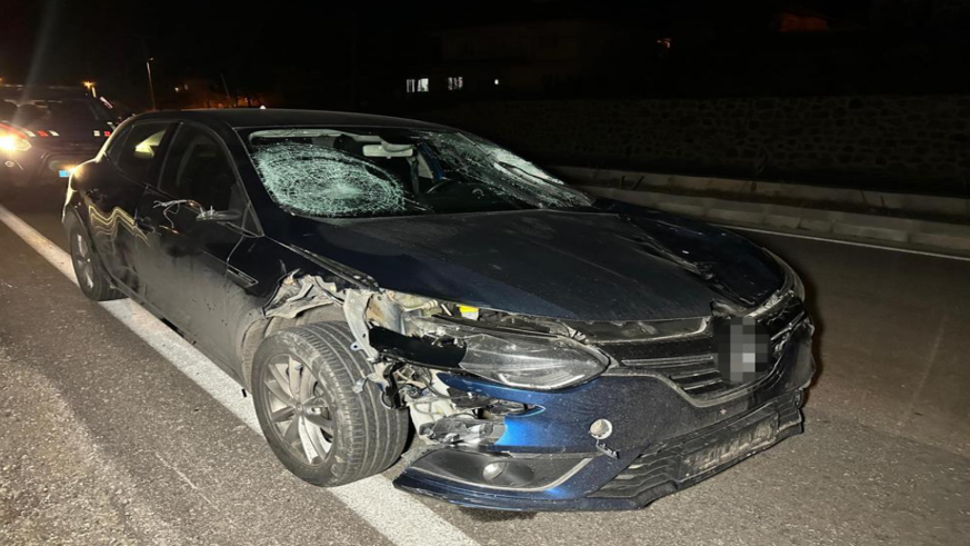 Otomobilin çarptığı 3 kişi hayatını kaybetti