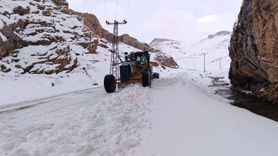 102 yerleşim yerinin yolu ulaşıma kapandı