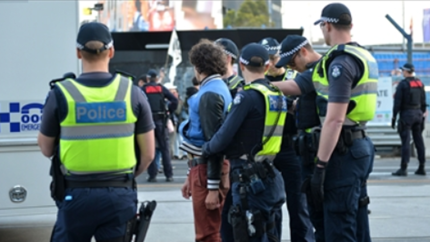 Avustralya’daki silahlı saldırıda 10 kişi öldü