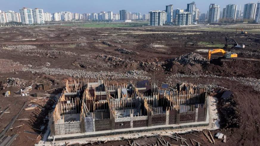 Mezopotamya Kent Parkında çalışmalar devam ediyor