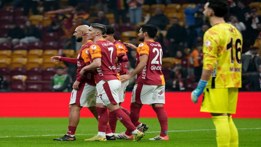 Galatasaray kupada Başakşehir'i ilk kez yendi