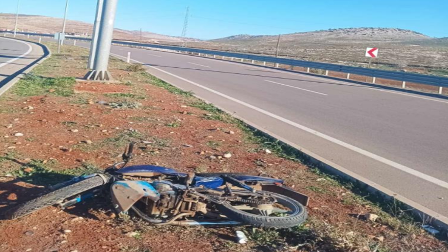 Refüje çarpan motosikletteki 2 çocuk hayatını kaybetti