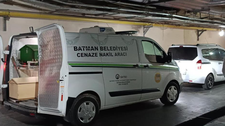 Damda kar temizlerken düşen yaşlı adam hayatını kaybetti