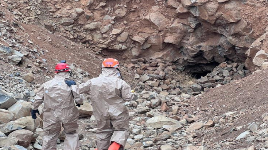 Mağarada define arayan şahıs ölü bulundu