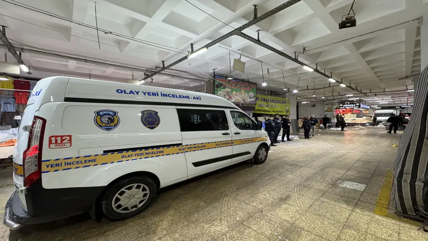 İzmir'de pazarcılar arasında kavga