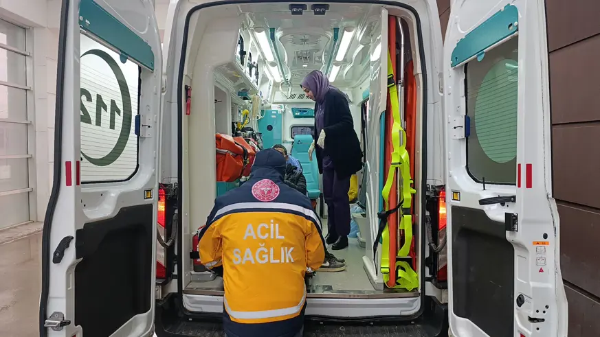 Metan gazından etkilenen 3 işçiden biri öldü