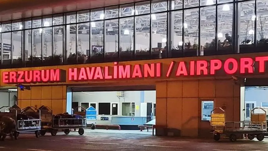 Uçak yolcuların kavgası nedeniyle Erzurum'a iniş yaptı