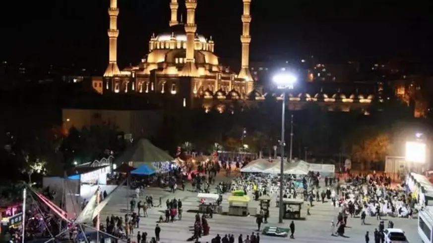 En az oruç tutacak il