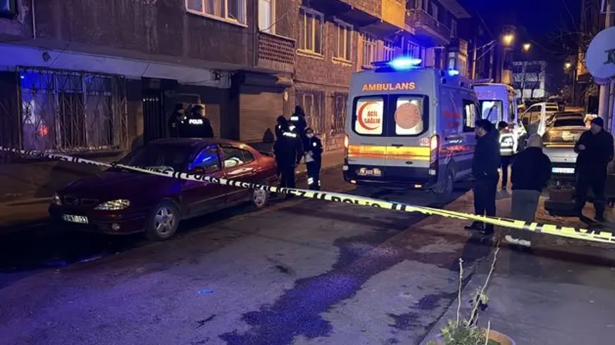 Kardeşi ve yengesini silahla öldürdü