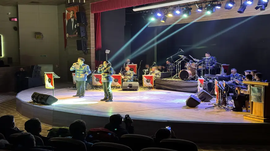 Polis Akademisi Bandosu Ardahan'da konser verdi