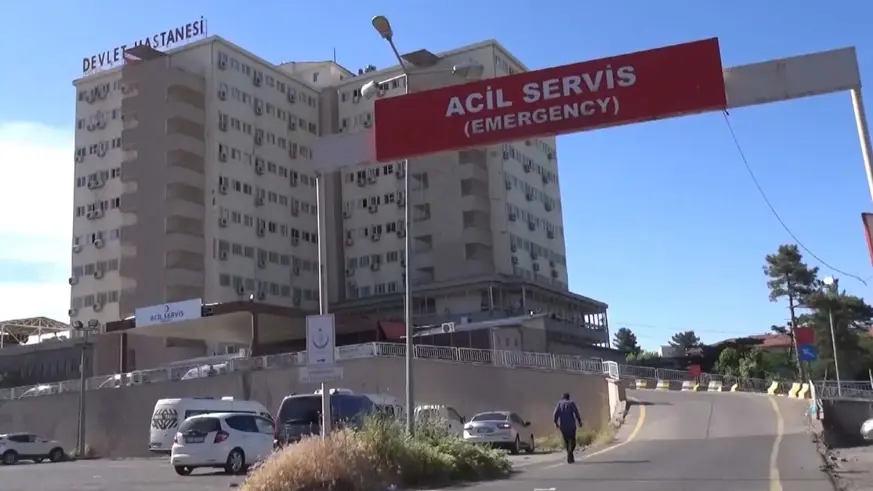 Öğretmen bıçaklandı