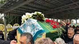 Hayatını kaybeden sanatçı Tanyeli son yolculuğuna uğurlandı