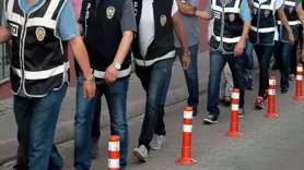 9 polis gözaltına alındı
