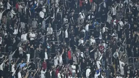 Beşiktaş, taraftarı önünde Galatasaray'a karşı avantajlı