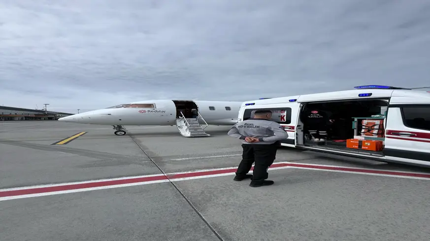 Kalp rahatsızlığı olan bebek ambulans uçakla İstanbul'a nakledildi