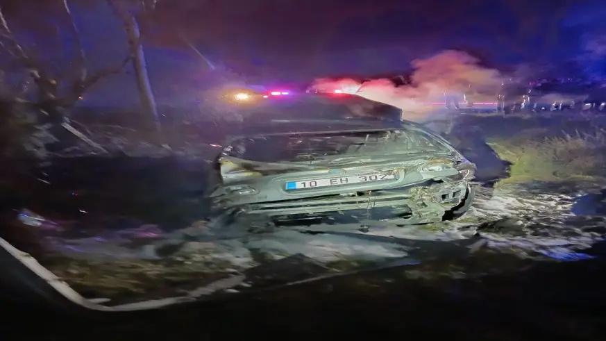 Kaza sonrası yanan otomobilde bir kişi öldü