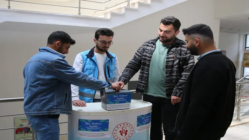 Üniversitelilerin örnek girişimi!