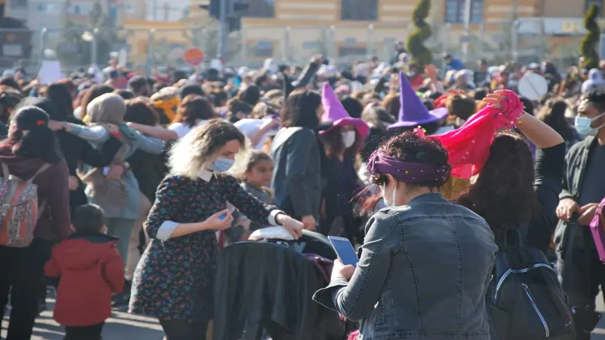 Kadınlar İstasyon Meydanı’nda