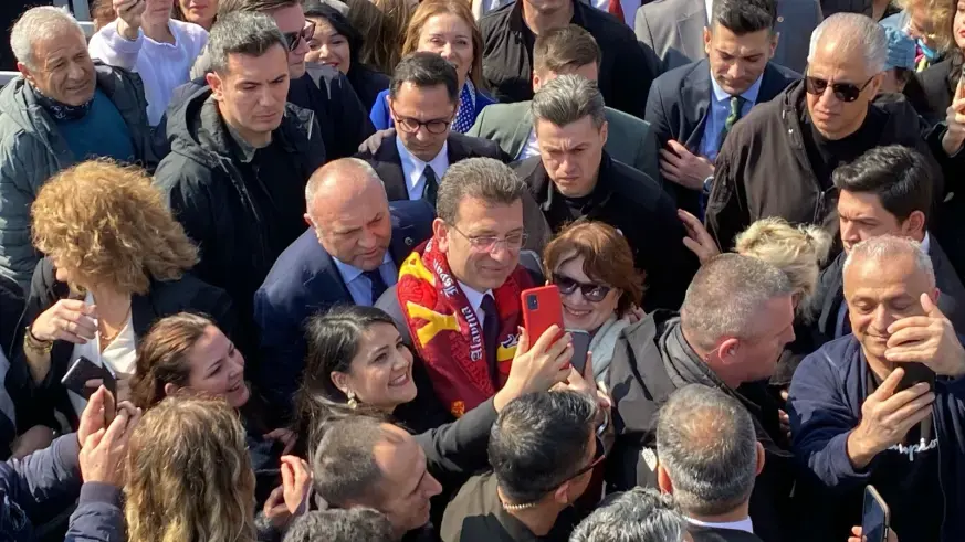 Kampanya startını İzmir’den verdi!