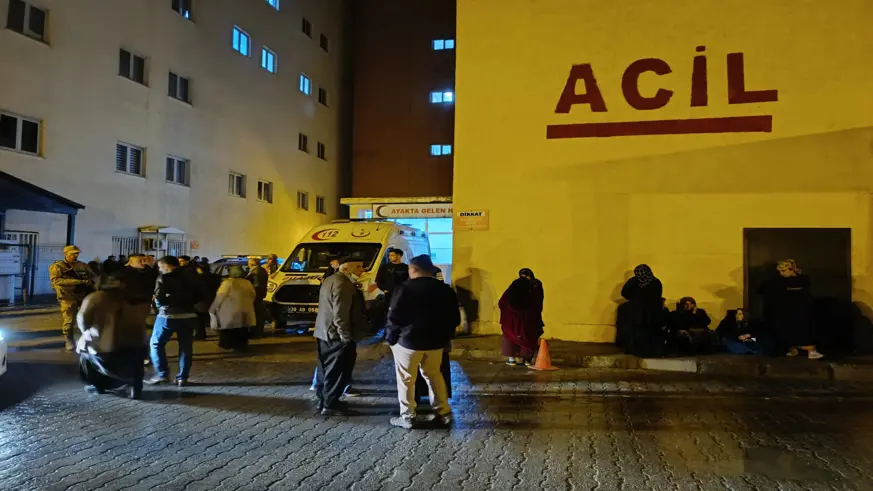 Maden ocağında iş makinesinin altında kalan işçi öldü