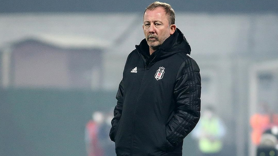 Önümüzdeki hafta 2-3 oyuncuyu kadromuza katabiliriz